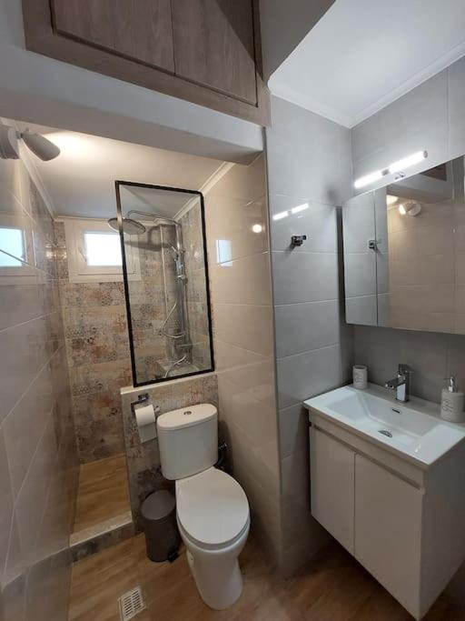 Cozy Flat In Thessaloniki Apartment Exterior photo